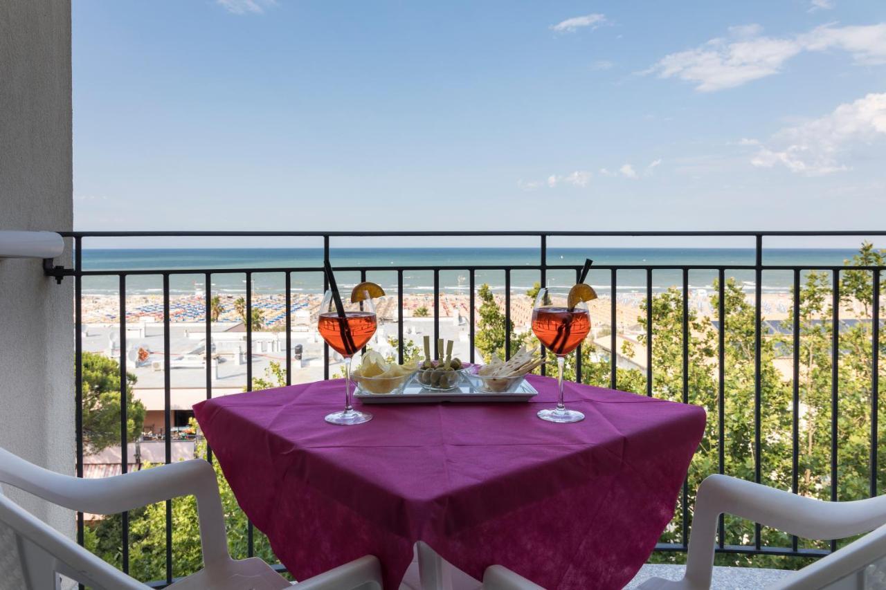 Residence Hotel Angeli Rimini Extérieur photo