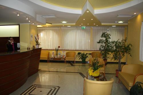 Residence Hotel Angeli Rimini Extérieur photo