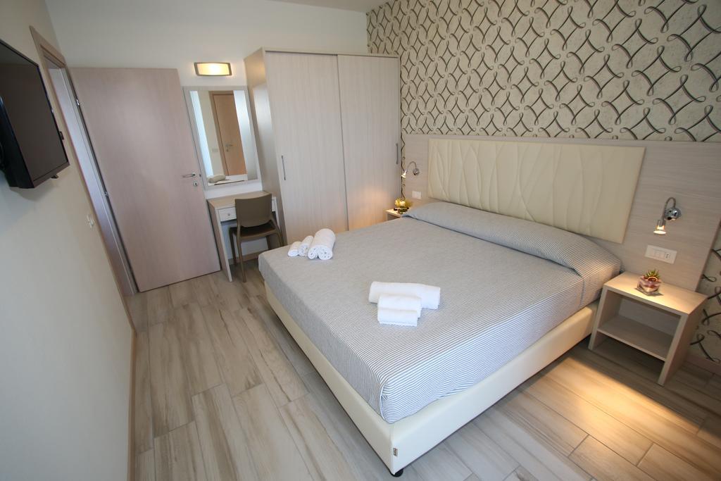Residence Hotel Angeli Rimini Extérieur photo